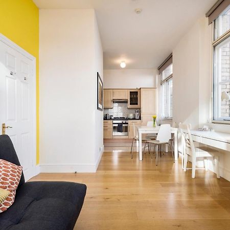 Apartments Are Located In The Heart Of Shoreditch Лондон Екстериор снимка