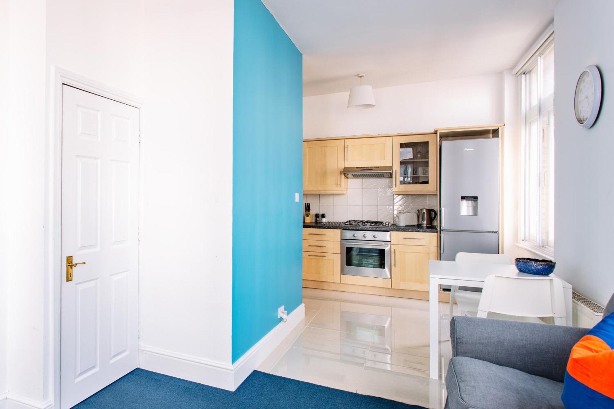 Apartments Are Located In The Heart Of Shoreditch Лондон Екстериор снимка