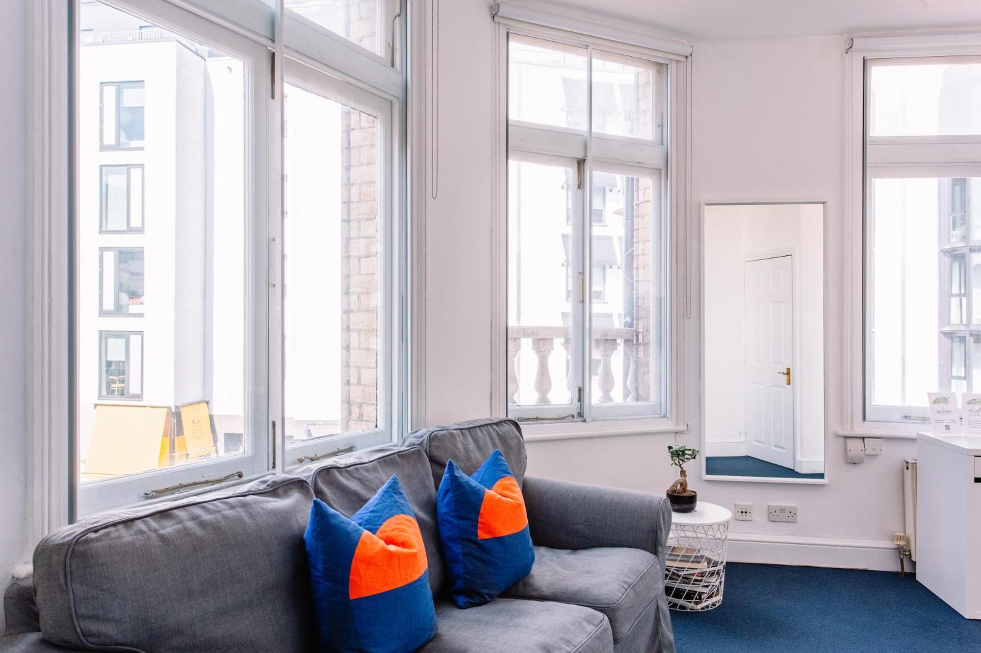 Apartments Are Located In The Heart Of Shoreditch Лондон Екстериор снимка
