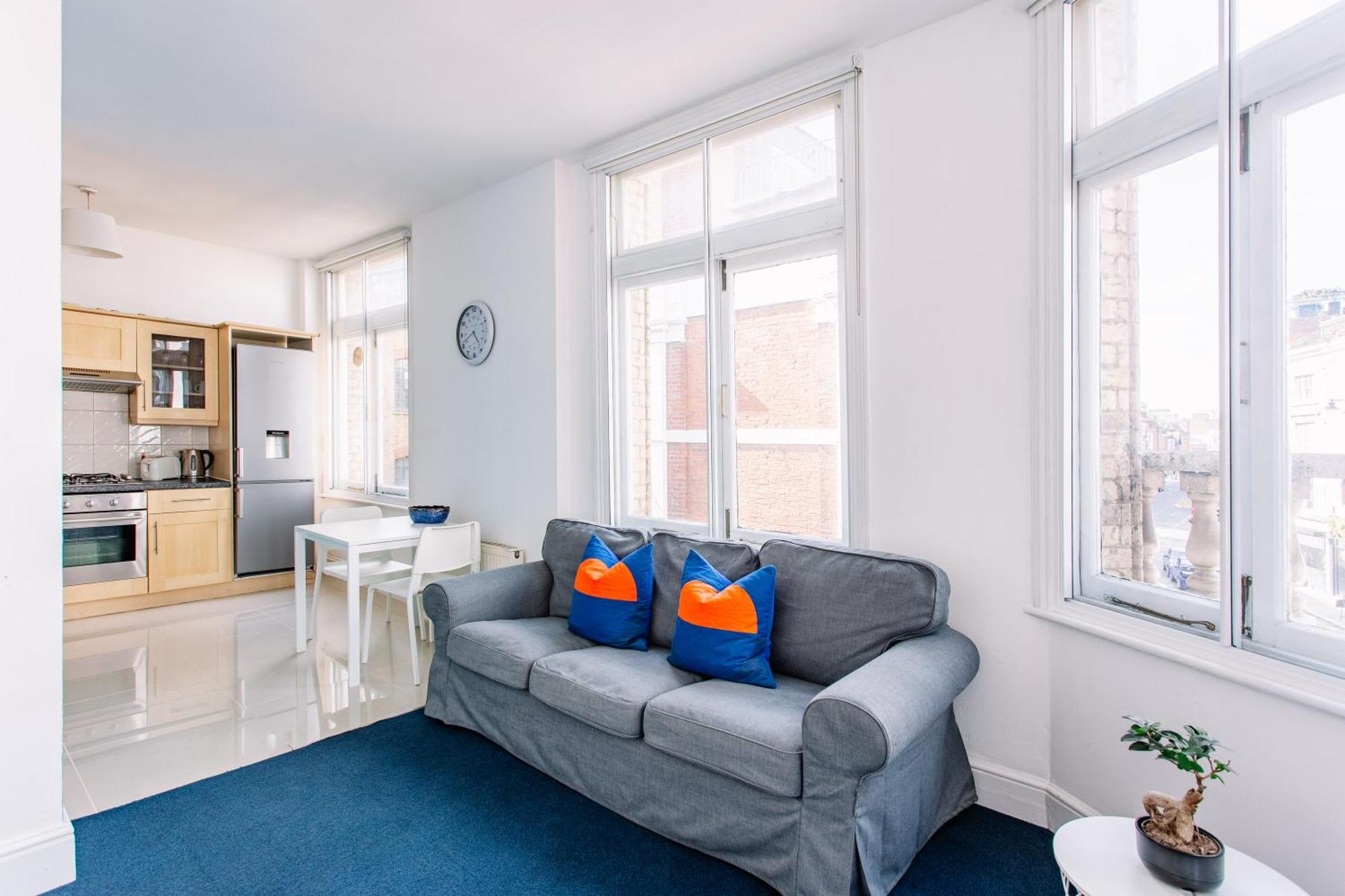 Apartments Are Located In The Heart Of Shoreditch Лондон Екстериор снимка
