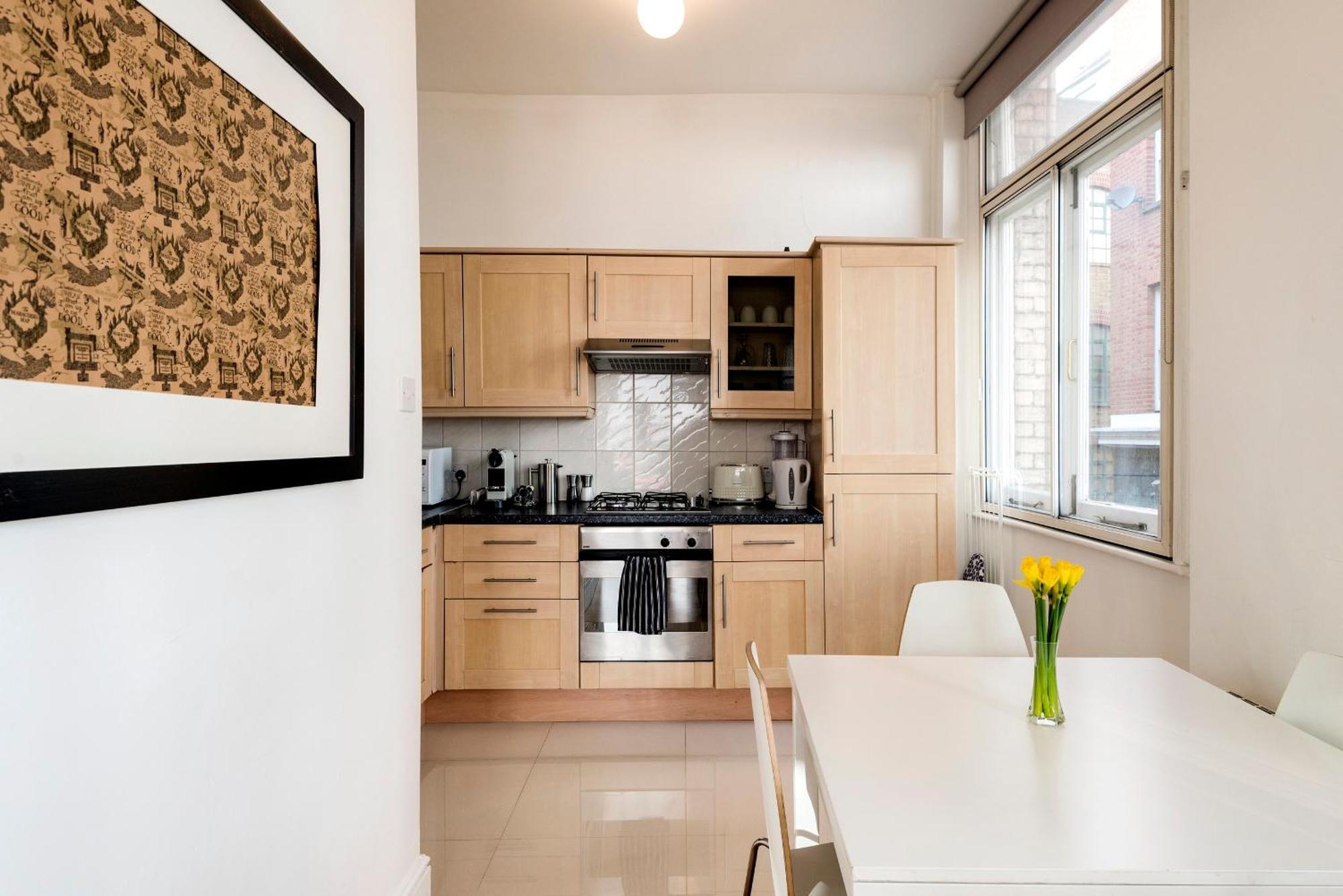Apartments Are Located In The Heart Of Shoreditch Лондон Екстериор снимка