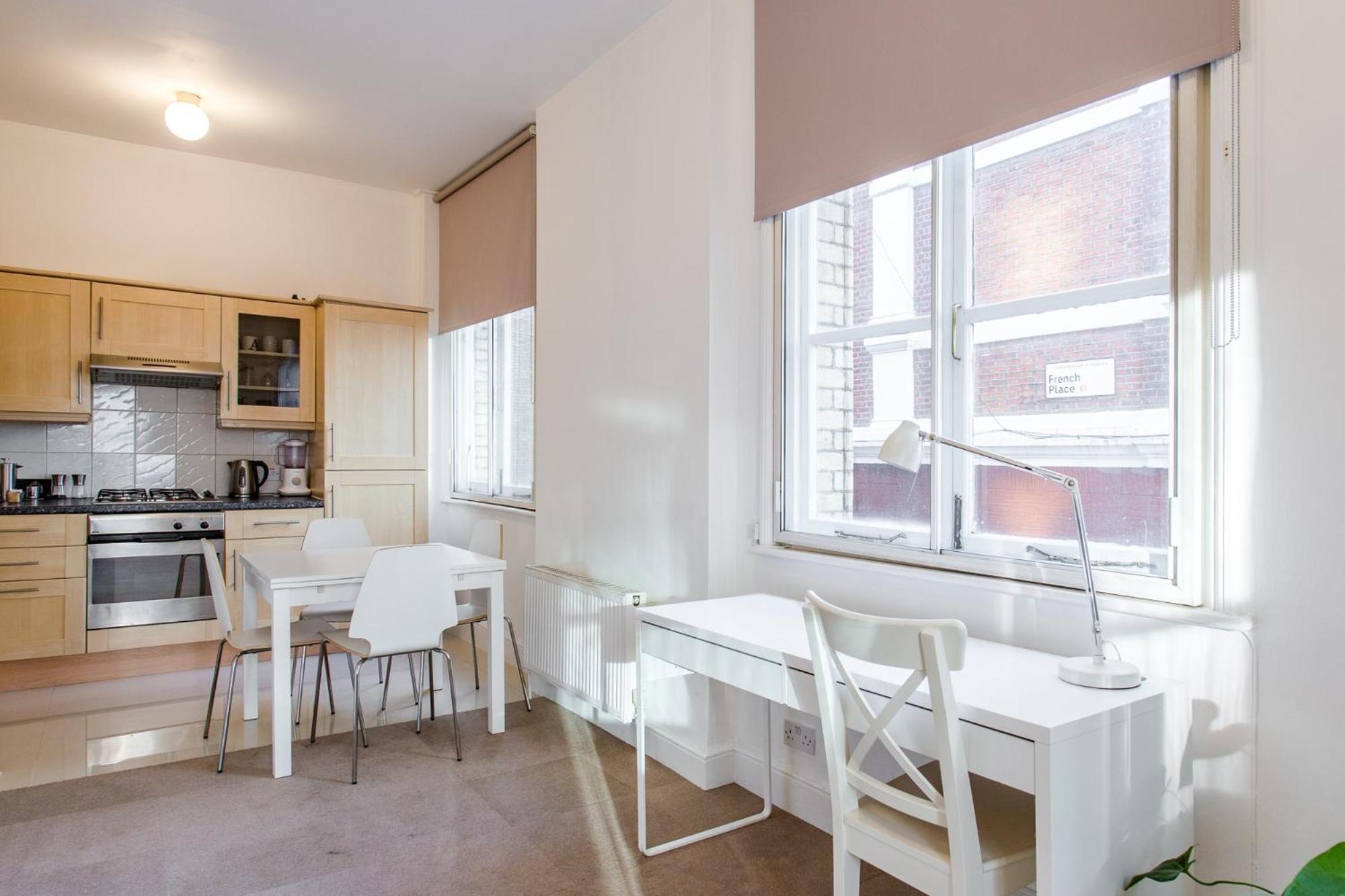 Apartments Are Located In The Heart Of Shoreditch Лондон Екстериор снимка