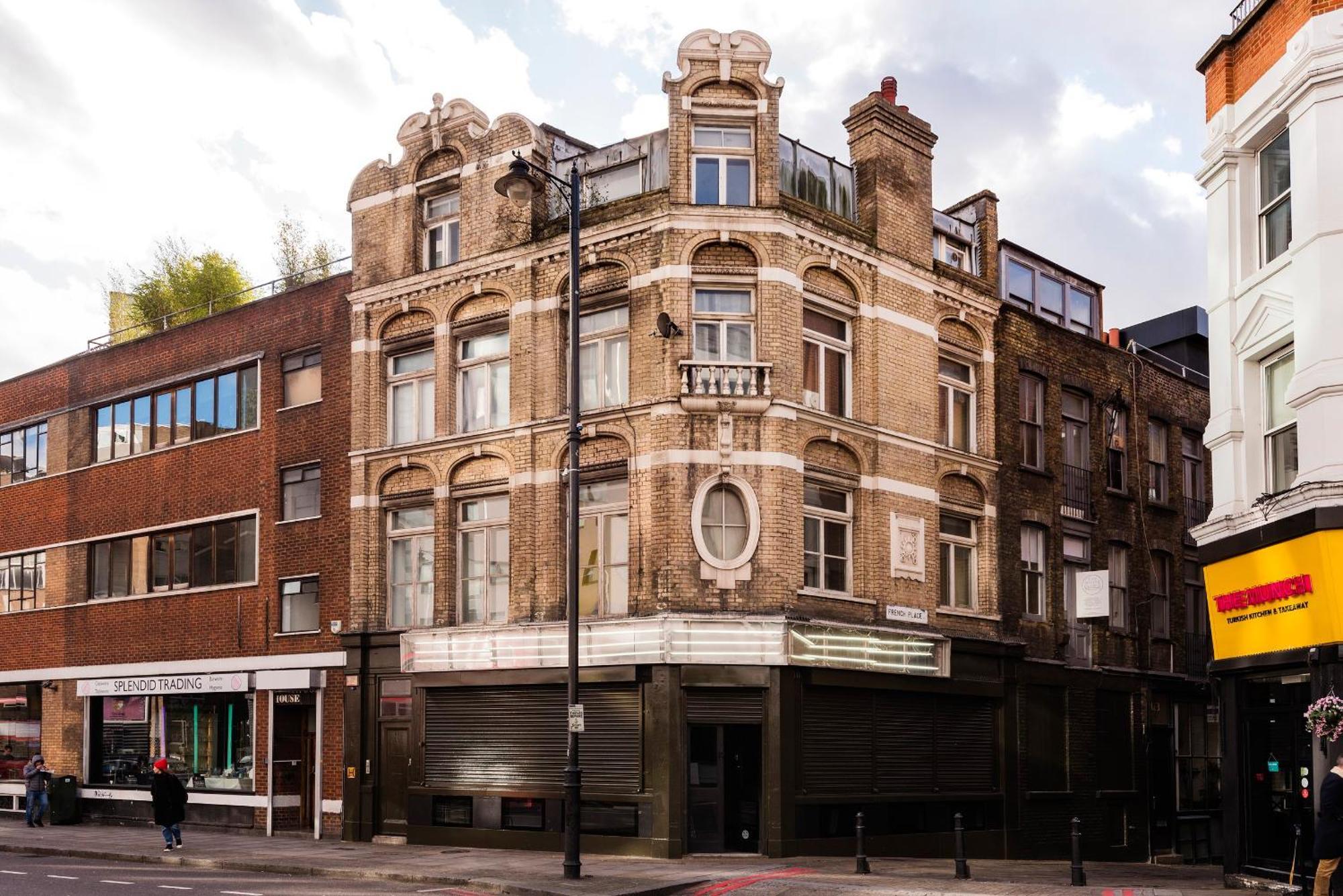 Apartments Are Located In The Heart Of Shoreditch Лондон Екстериор снимка